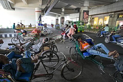 Weather: Hot summer day in Lucknow